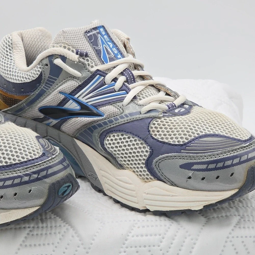 Brooks Shoes Athletic Men Blue, White And Gold Run Casual Length-12.5